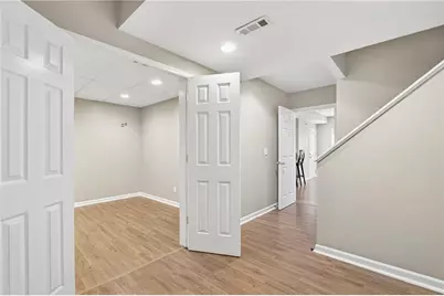 210 Ivey Oaks Way, Roswell, GA 30076 - Photo 31