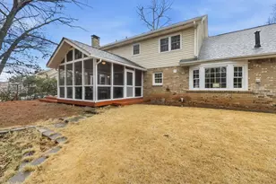 5147 Meadowlake Dr, Dunwoody, GA 30338 - Photo 19