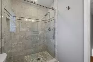 5147 Meadowlake Dr, Dunwoody, GA 30338 - Photo 31