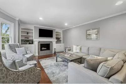 5147 Meadowlake Drive, Dunwoody, GA 30338 - Photo 5