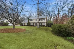 5147 Meadowlake Dr, Dunwoody, GA 30338 - Photo 47