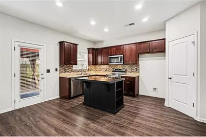 503 Lobdale Falls Drive, Lawrenceville, GA 30045 - Photo 9