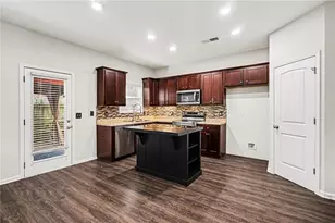 503 Lobdale Falls Dr, Lawrenceville, GA 30045 - Photo 9