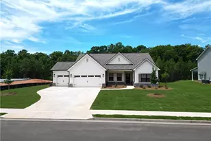 309 Weslyn Dr, Social Circle, GA 30025 - Photo 1