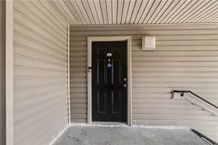 5303 Fairington Club Dr, Lithonia, GA 30038 - Photo 3