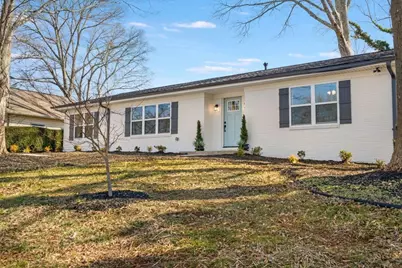 1340 Vine Street NE, Gainesville, GA 30501 - Photo 3