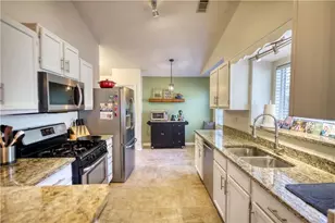 181 Colemans Bluff Dr, Woodstock, GA 30188 - Photo 11