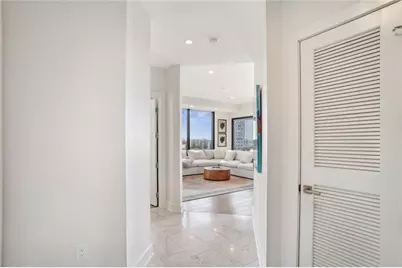 2828 Peachtree Road NW #1002, Atlanta, GA 30305 - Photo 13
