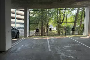 2828 Peachtree Rd NW, Atlanta, GA 30305 - Photo 37