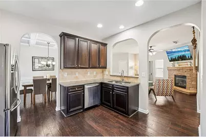 5815 Crest Oak Way, Cumming, GA 30028 - Photo 5