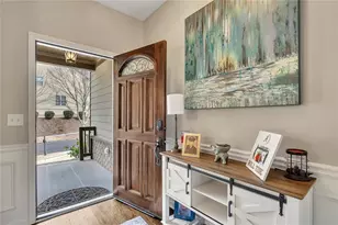 5016 Maplecliff Dr, Sugar Hill, GA 30518 - Photo 3