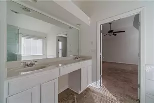 1135 Simonton Peak Wy, Lawrenceville, GA 30045 - Photo 5