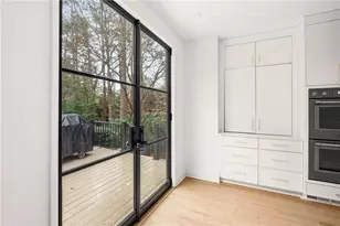 6025 Carlisle Ln, Johns Creek, GA 30022 - Photo 23