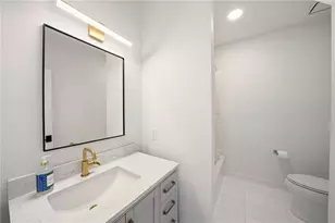 6025 Carlisle Ln, Johns Creek, GA 30022 - Photo 49