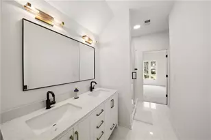 6025 Carlisle Ln, Johns Creek, GA 30022 - Photo 55