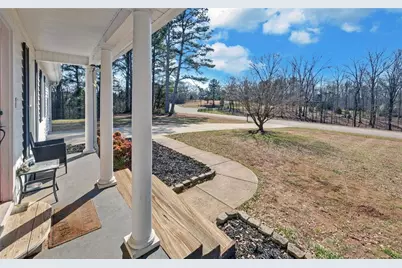 5440 Little Drive, Murrayville, GA 30564 - Photo 5