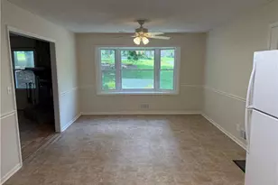 3013 Barcelona Way, Conyers, GA 30012 - Photo 9