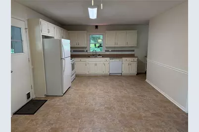 3013 Barcelona Way, Conyers, GA 30012 - Photo 7