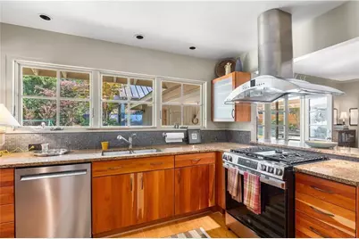 465 Eastland Drive, Decatur, GA 30030 - Photo 5