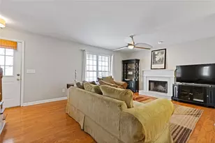 6720 Honeysuckle Ln, Gainesville, GA 30506 - Photo 7