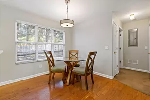 6720 Honeysuckle Ln, Gainesville, GA 30506 - Photo 11