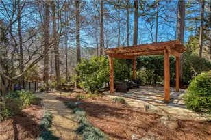 1040 Admiral Crossing, Alpharetta, GA 30005 - Photo 25