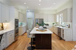 1040 Admiral Crossing, Alpharetta, GA 30005 - Photo 13