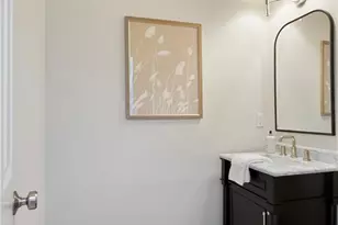 1040 Admiral Crossing, Alpharetta, GA 30005 - Photo 31