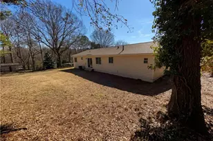 1355 Fernhill Dr, Lawrenceville, GA 30044 - Photo 17