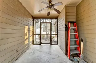 9337 Hidden Branch Dr, Jonesboro, GA 30236 - Photo 5