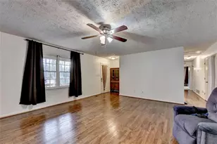 9337 Hidden Branch Dr, Jonesboro, GA 30236 - Photo 9