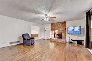 9337 Hidden Branch Dr, Jonesboro, GA 30236 - Photo 7