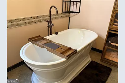 266 Robin Hood Drive, Murrayville, GA 30564 - Photo 17