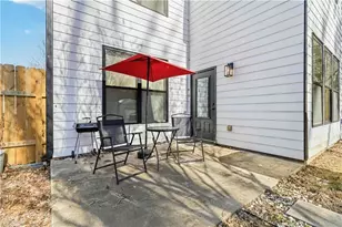 5675 Falls Landing Dr, Cumming, GA 30040 - Photo 25