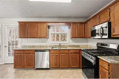 508 Daileys Creek Drive, McDonough, GA 30253 - Photo 9