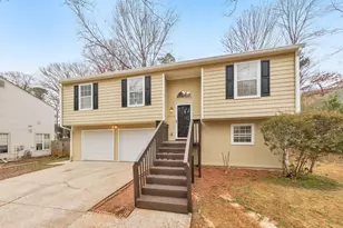 1818 Cres Hill Dr NW, Acworth, GA 30102 - Photo 1