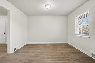 1660 Valencia Rd, Decatur, GA 30032 - Photo 7
