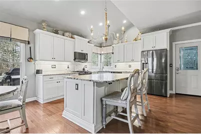 5995 Lake Windsor Parkway, Buford, GA 30518 - Photo 9