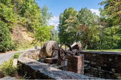 207 Utana Bluffs Trail, Ellijay, GA 30540 - Photo 75