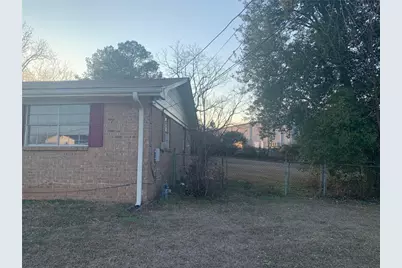 1621 Wesley Way NW, Conyers, GA 30012 - Photo 3