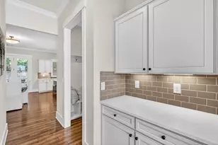 113 Austin Dr, Atlanta, GA 30328 - Photo 5