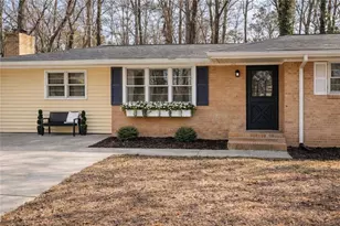 4975 Brawner Lake Dr, Austell, GA 30106 - Photo 1