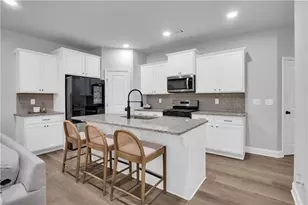 1575 Gin Blossom Cir, Lawrenceville, GA 30045 - Photo 7