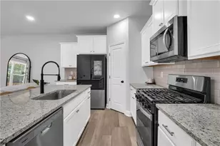 1575 Gin Blossom Cir, Lawrenceville, GA 30045 - Photo 9