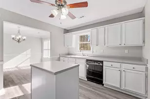 136 Crown Forest Dr, McDonough, GA 30252 - Photo 17