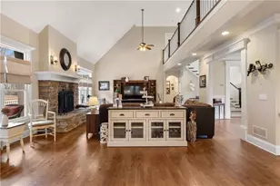 100 Hunting Valley Trail, Cumming, GA 30040 - Photo 9