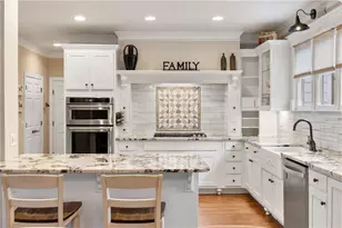 100 Hunting Valley Trail, Cumming, GA 30040 - Photo 15