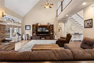 100 Hunting Valley Trail, Cumming, GA 30040 - Photo 11