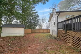 10 Valley Forest Ln SE, Smyrna, GA 30082 - Photo 43