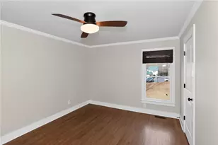 86 Woodstock Rd, Roswell, GA 30075 - Photo 23